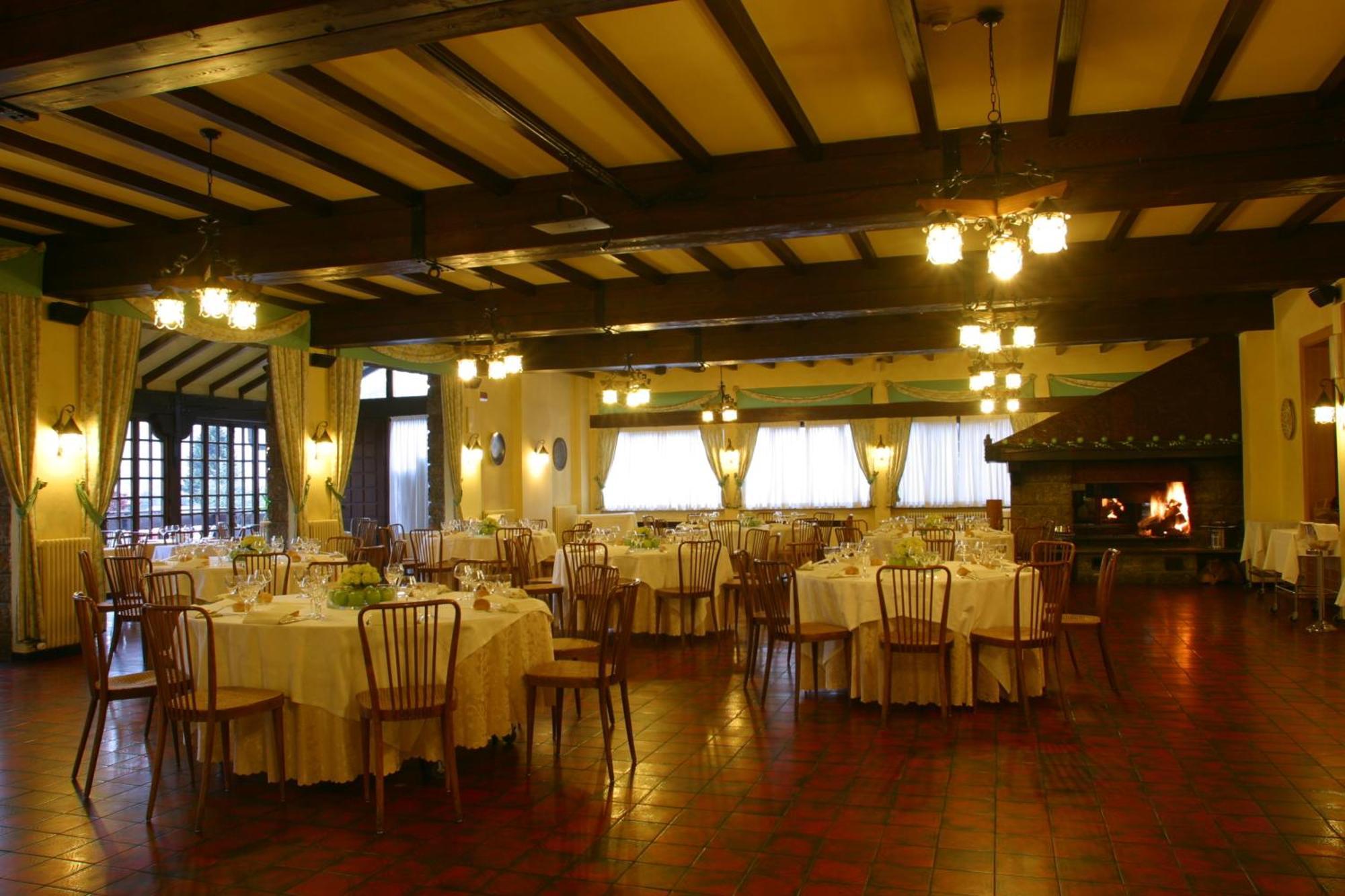 Hotel Milano Alpen Resort Meeting&Spa Castione della Presolana Esterno foto